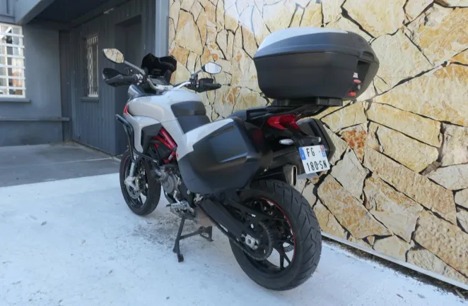 DUCATI V2S + Options ( V2 S )
