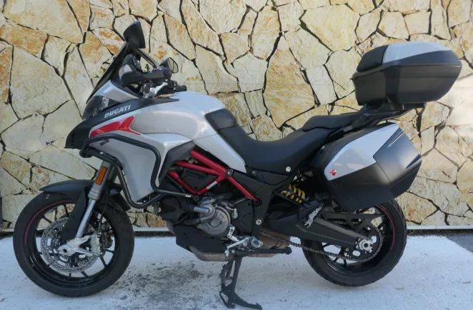DUCATI V2S + Options ( V2 S )