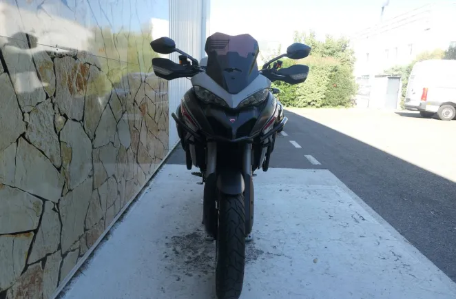 DUCATI V2S + Options ( V2 S )