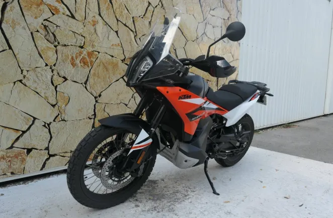 KTM 890 + Option