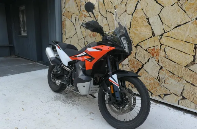 KTM 890 + Option
