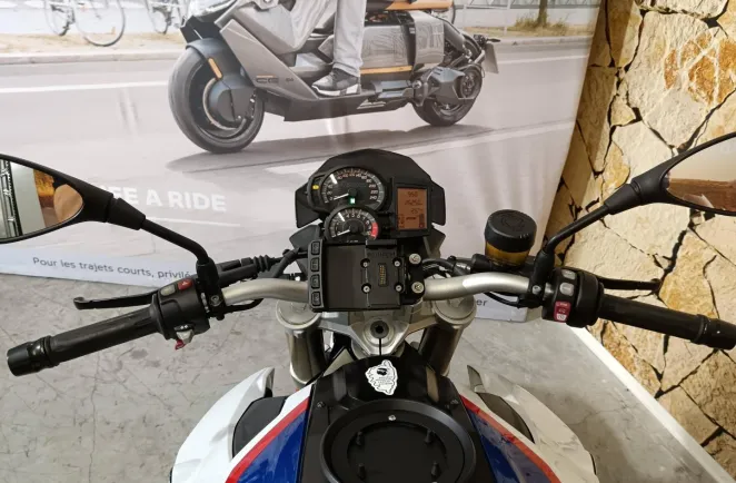 BMW F 800 R