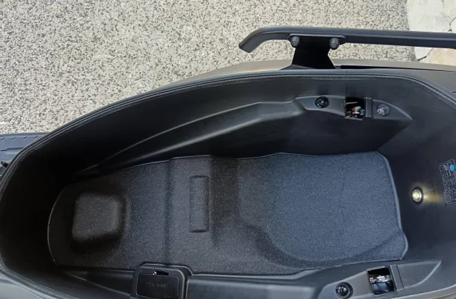 KYMCO 350 + TOP CASE