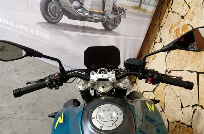 BMW F 900 R A2 2025