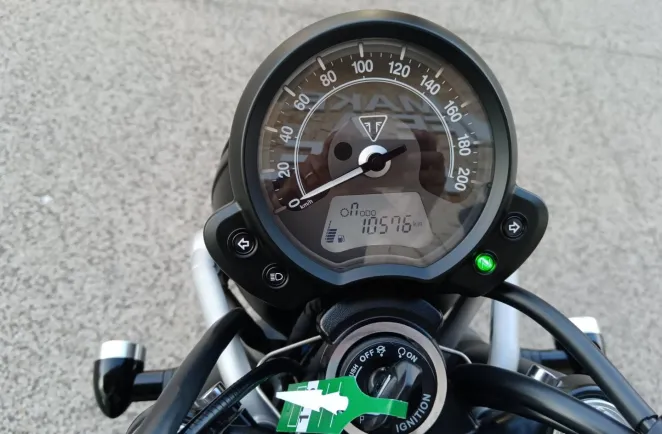 TRIUMPH Street Scrambler 900 ABS