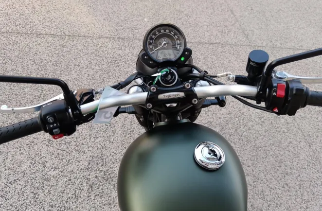TRIUMPH Street Scrambler 900 ABS