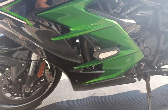 KAWASAKI SE PACK TOURER+PERF (suspension pilotee)GAR 08/01/2028
