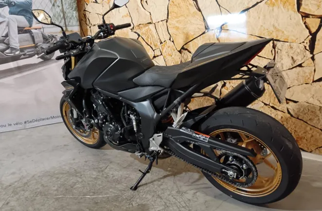 HONDA 1000 HORNET SP .