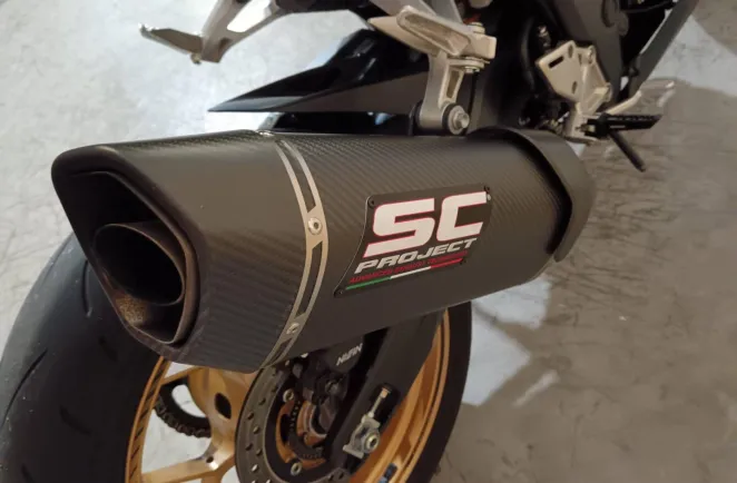 HONDA 1000 HORNET SP .