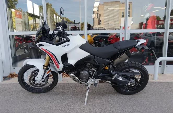 DUCATI V2