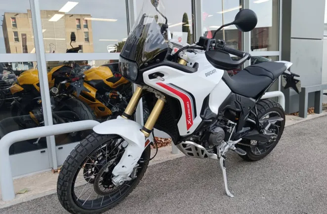 DUCATI V2
