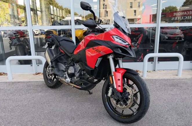 DUCATI V2 S 890