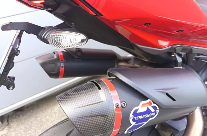 DUCATI V2 S 1ERE MAIN SILENCIEUX TERMIGNONI