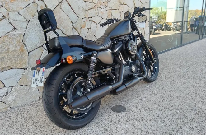 HARLEY-DAVIDSON XL 883 Iron Couleur 2020