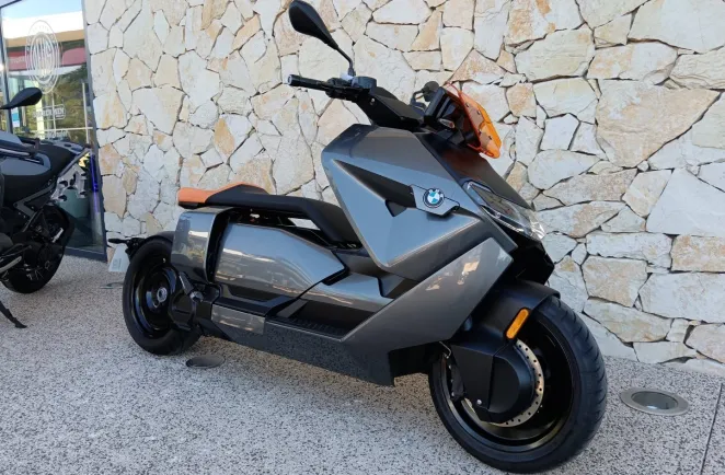BMW CE04 11kW 125 cm3 ( CE 04 )