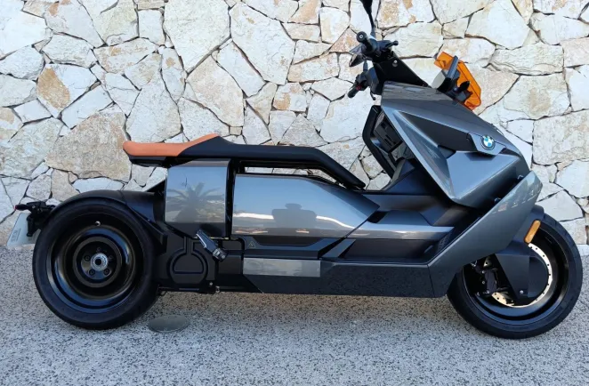 BMW CE04 11kW 125 cm3 ( CE 04 )