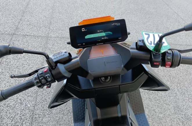 BMW CE04 11kW 125 cm3 ( CE 04 )