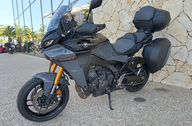 YAMAHA 9 900 GT +