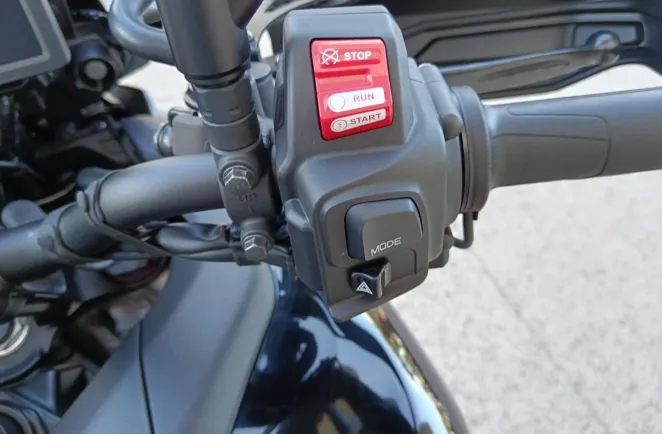 YAMAHA 9 900 GT +