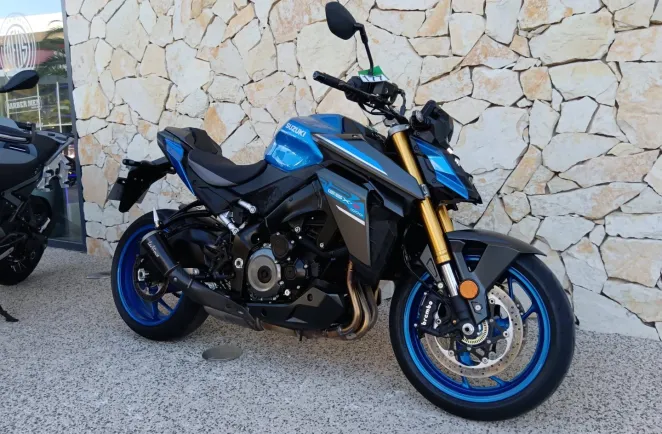 SUZUKI 1000 2026 + options. (GSXS)