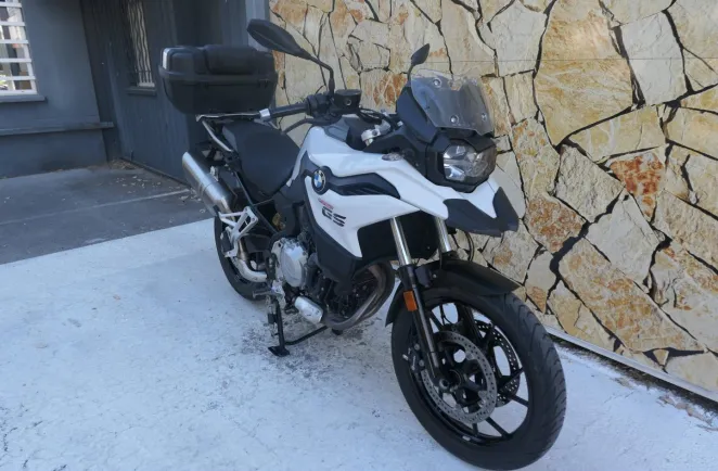 BMW 750 GS Pack Dynamic + Touring + Confort + Option ( F750GS )