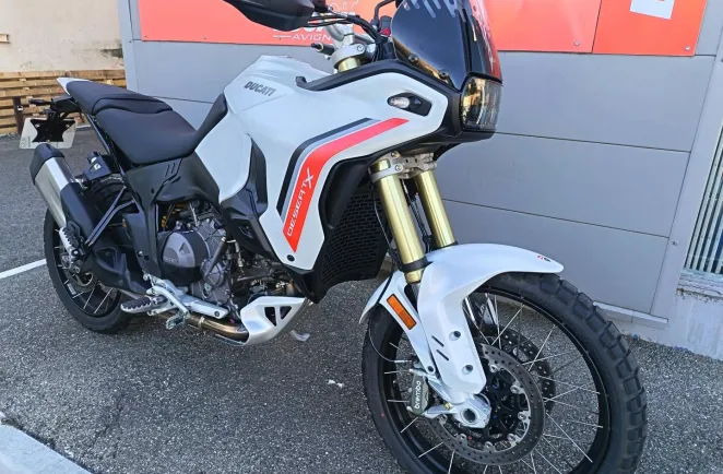 DUCATI V2 1ERE MAIN / GTIE 07/08/2030