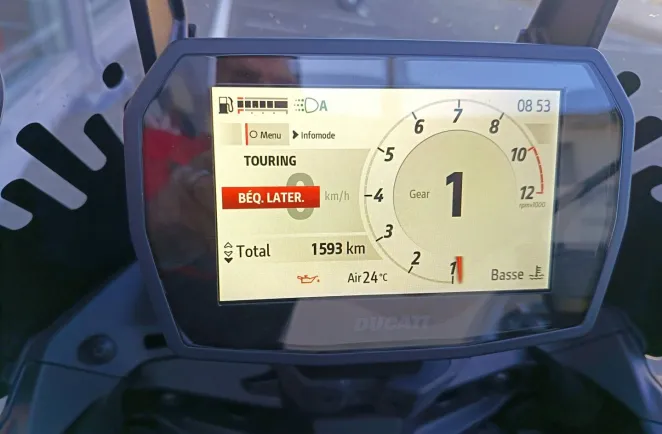DUCATI V2 1ERE MAIN / GTIE 07/08/2030