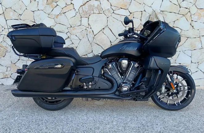 INDIAN 1768 Dark Horse 2025  1470km