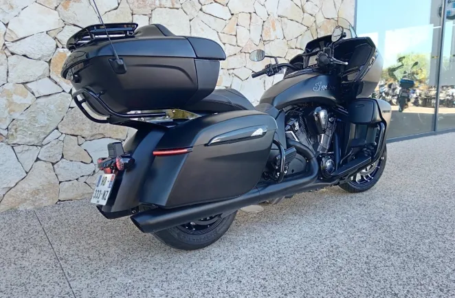 INDIAN 1768 Dark Horse 2025  1470km