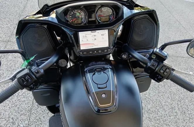 INDIAN 1768 Dark Horse 2025  1470km