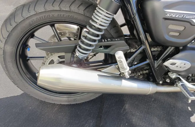 TRIUMPH 900 BRIDER A2 PNEUS NEUF REVISEE