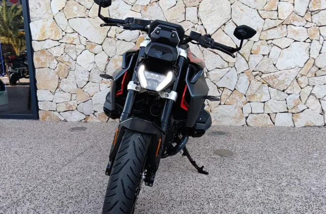 BMW 1300 R FULL PACK ET 719