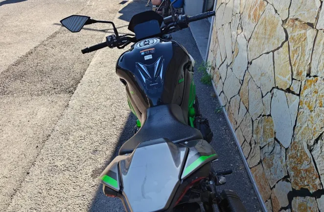 KAWASAKI 900 (Z900)