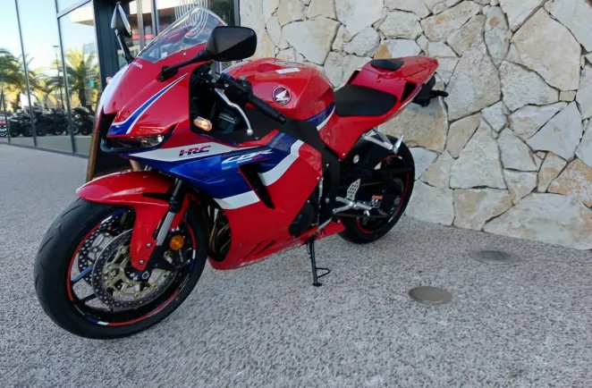 HONDA 600 RR + options  cbr600rr