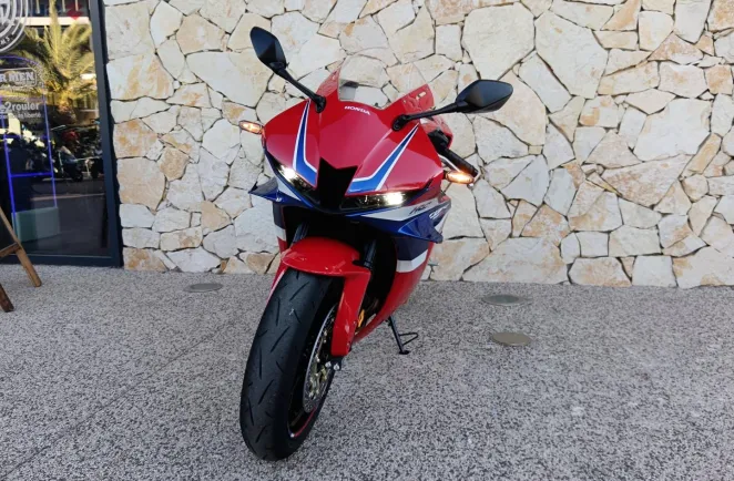 HONDA 600 RR + options  cbr600rr