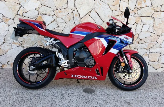 HONDA 600 RR + options  cbr600rr