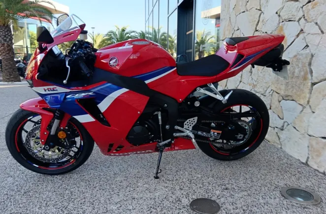 HONDA 600 RR + options  cbr600rr