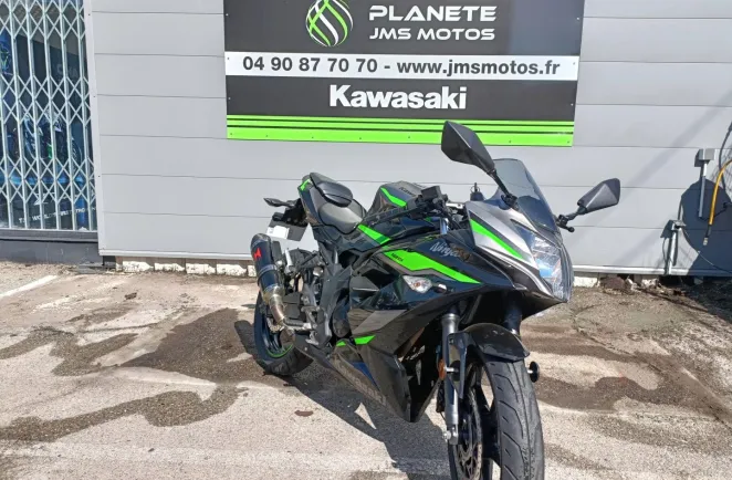 KAWASAKI 125 GAR 13/06/2030 POT,BULLE,CAPEAU DE SELLE A SAISIR