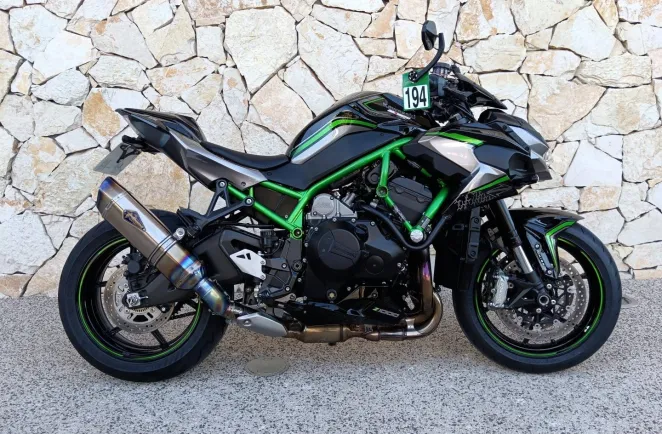 KAWASAKI 1000 H2 2021 200cv + pot