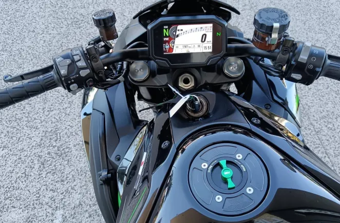 KAWASAKI 1000 H2 2021 200cv + pot