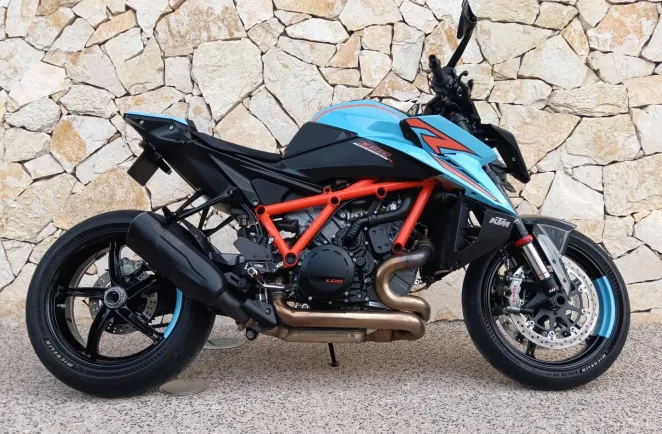 KTM 1390 R MODELE UNIQUE. + OPTIONS