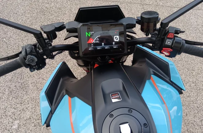 KTM 1390 R MODELE UNIQUE. + OPTIONS