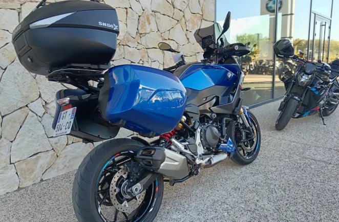 BMW 900 XR