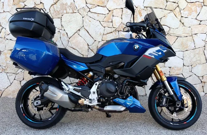 BMW 900 XR