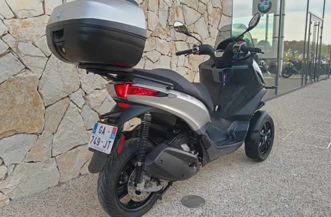 PIAGGIO MP3 300 HPE ABS ASR + option