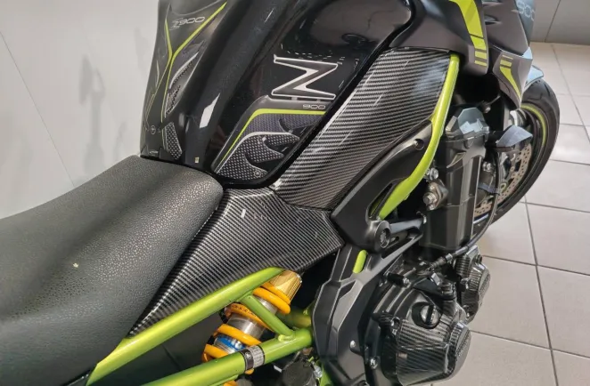 KAWASAKI 900 NBS OPTIONS A SAISIR