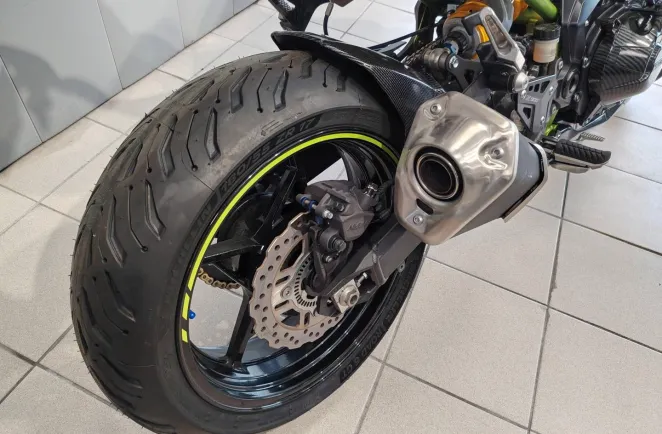 KAWASAKI 900 NBS OPTIONS A SAISIR
