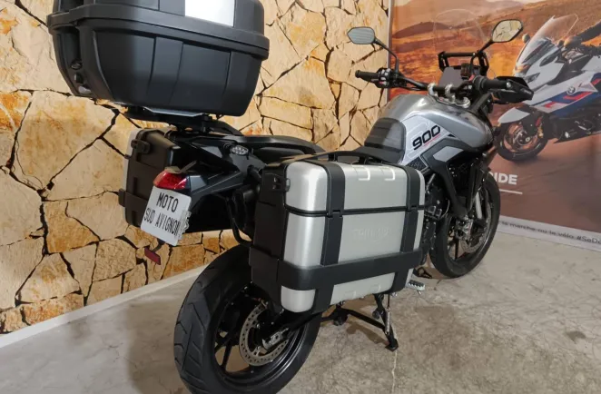 TRIUMPH Tiger 900 GT Pro