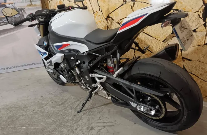 BMW 1000 R 2025