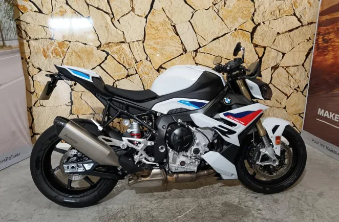 BMW 1000 R 2025